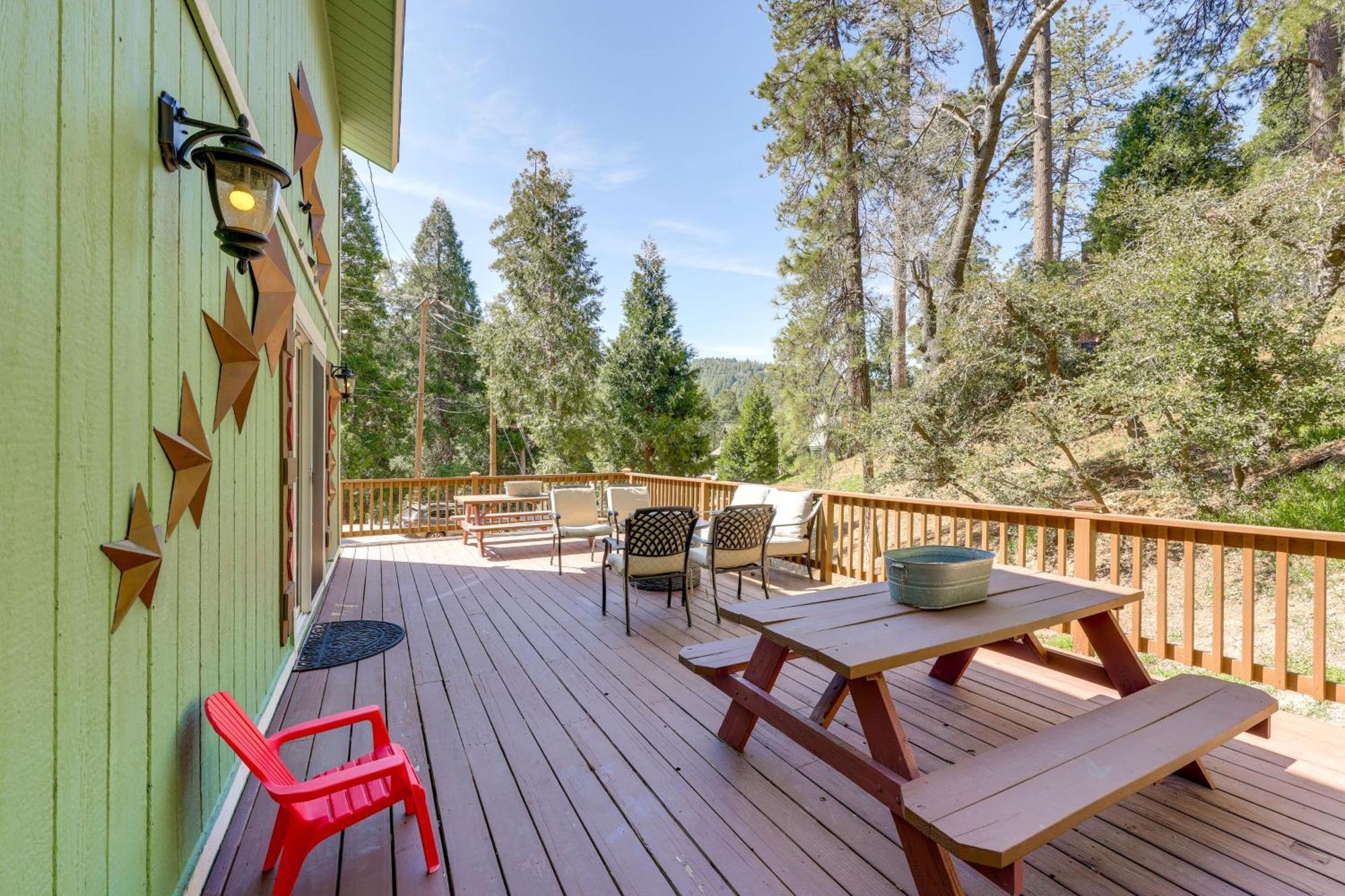 Remodeled Crestline Retreat Walk To Lake Gregory! Экстерьер фото